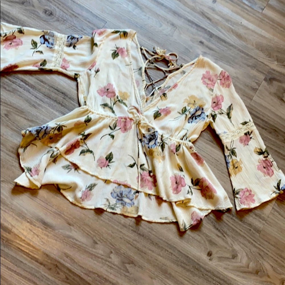 American eagle top boutique blouse